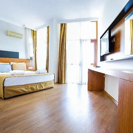 Club Delfin Hotel