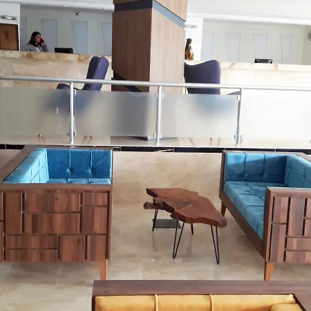 فندق Club Delfin