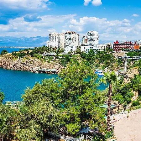 فندق Club Delfin