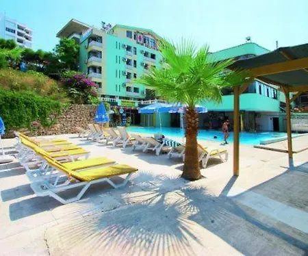 Club Delfin Szálloda Antalya
