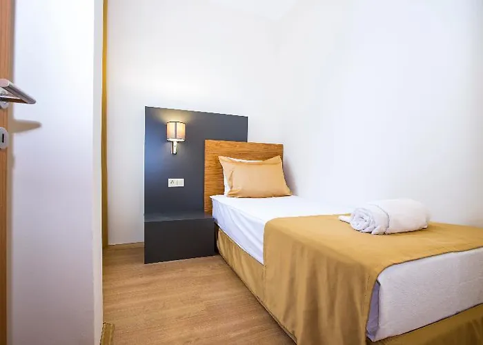 Hotel Club Delfin 4*